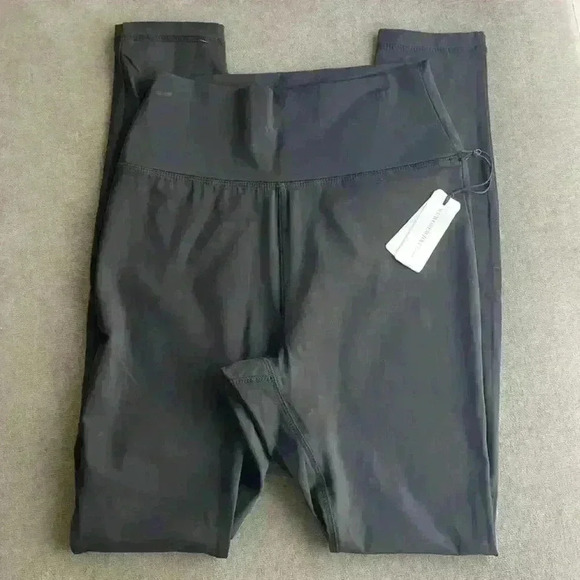 NWT WeWoreWhat Seamless Leggings - Picture 2 of 5